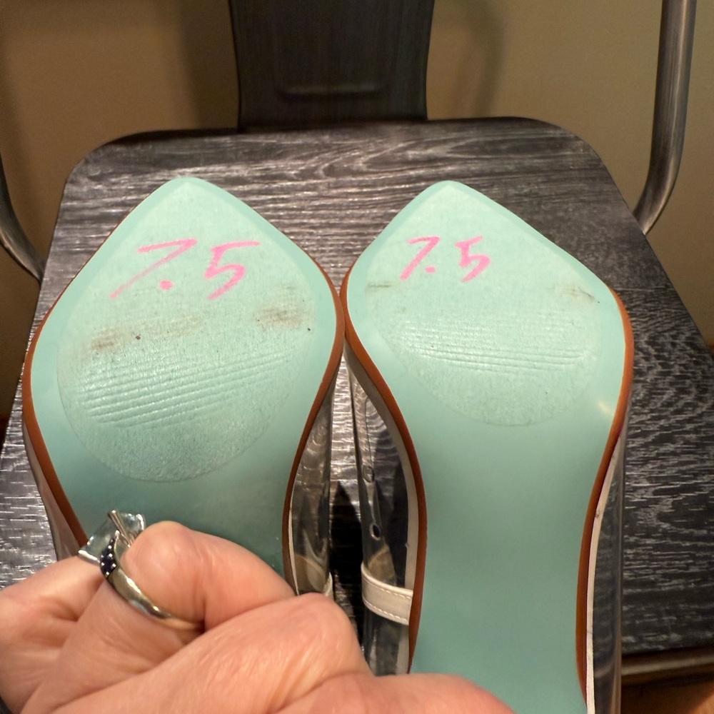 Betsey Johnson I Do  Clear Silver Heels - Picture 12 of 15